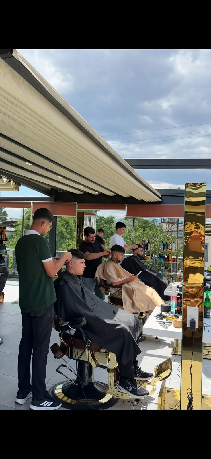 Mehmet Bakırcı Barber’s Club salon atmosferi